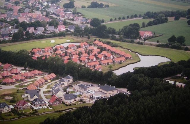 4-Star Holiday Home at the 'Isle in the Golfpark', quiet location, childfriendly