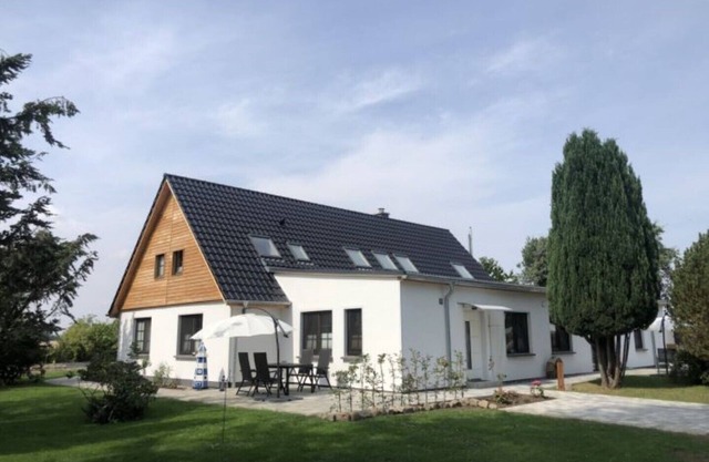 4-star maisonette apartment "pick-up house" near the Boddenstrand