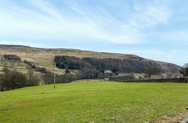 4 Swallowholm Cottage