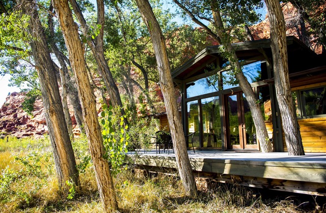 40 Acre Escalante Canyon Retreat