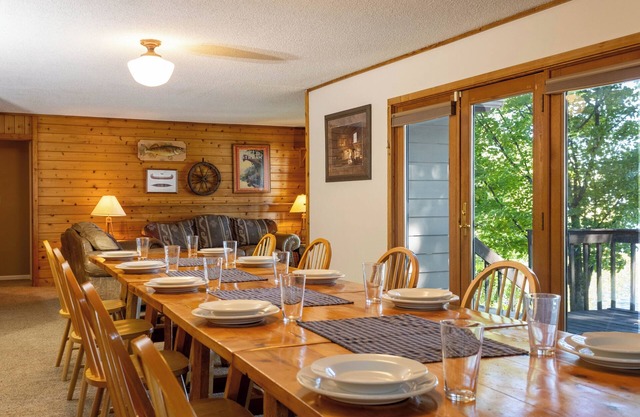 40% off summer rates August 23-30. 4 BRM reunion home just steps from the lake.