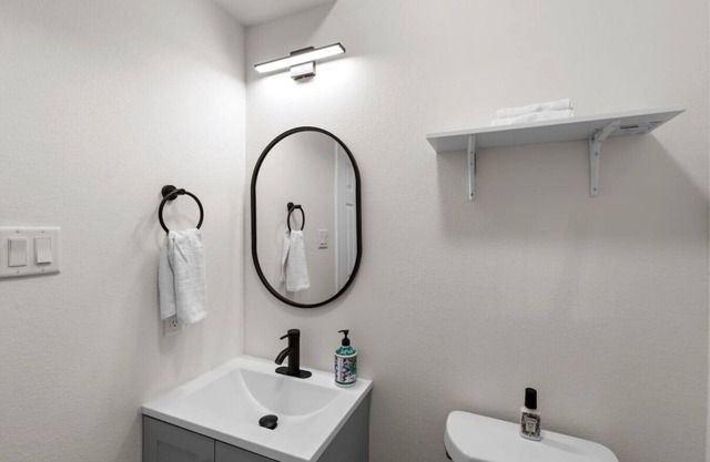 4010 Live Oak Unit A, Houston