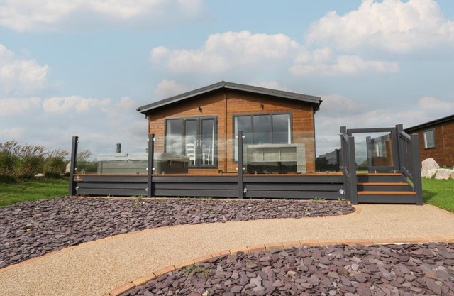 44 Delamere Point