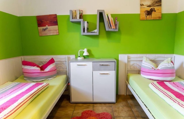 45qm-große Ferienwohnung im 1. Stock mit Blick zum Wald