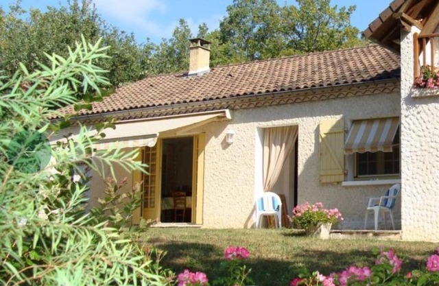 46G12209 - GIGNAC - Gîte