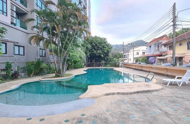 48 House - Patong