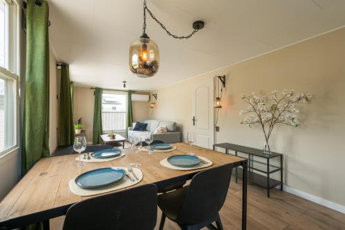 49, Efteling - Beekse Bergen - Dog Friendly