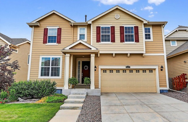 4BR+ Office+Trails+Parks+Pool+ Tesla charger