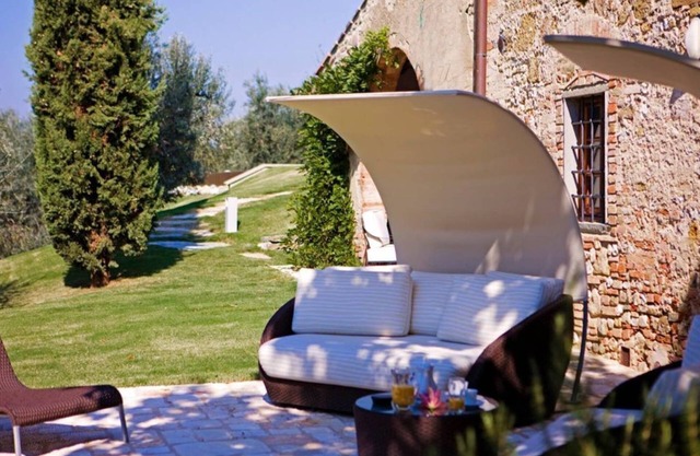 4BR Tuscany’s sun-basked countryside