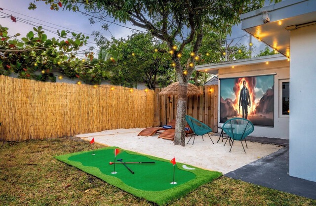 4BR Volley ball, minigolf, bowling, private beach, ping pong, arcade games &more