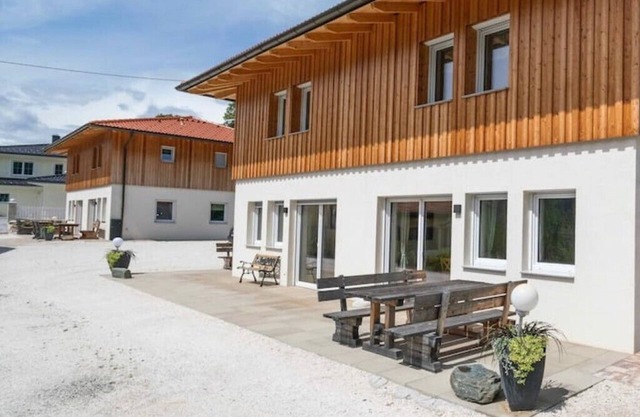 4luxuriöses Ferienhaus in Traumhafter Landschaft