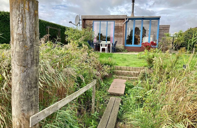 4pers - House w Sauna, Winter garden & fishing pier in front of the Lauwersmeer
