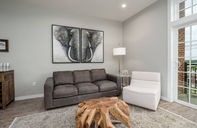 4th and 31- 2-bedroom condo in the heart of downtown Tuscaloosa