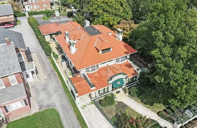 5,100 Sq Ft Mansion w/Firepit & Grill Near Sight & Sound In Lancaster