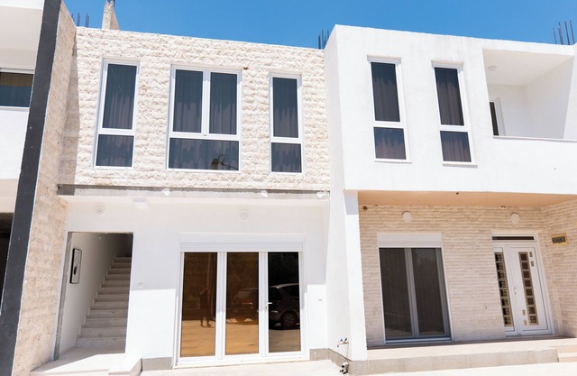5-apartments in lovely Ulcinj with WiFi, AC