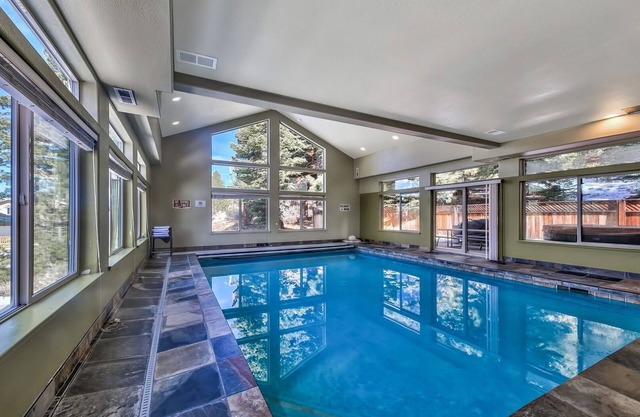 5 Bed 5 BA, Heated Indoor Pool, Steam Shower, Hot Tub, Pool Table FoosBall Table
