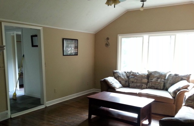 5 Bedroom, 1.5 Bath, Private Setting, Walk To The Beach & Minutes to Grand Haven