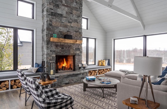 5 bedroom, 3 bath, New build!, Beaver Valley! Niagara Escarpment View!