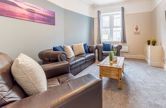 5 bedroom accommodation in Workington