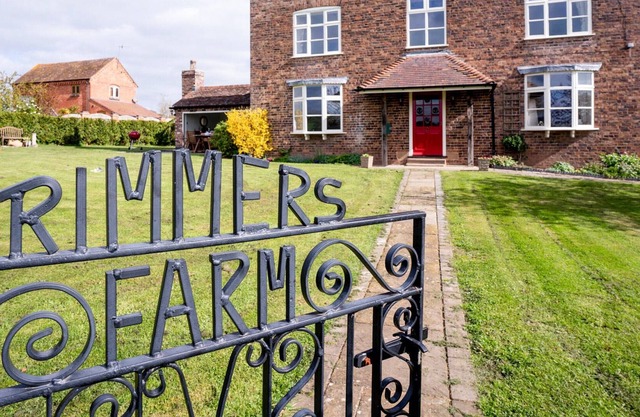 5 bedroom accommodation in Wichenford, near Worcester