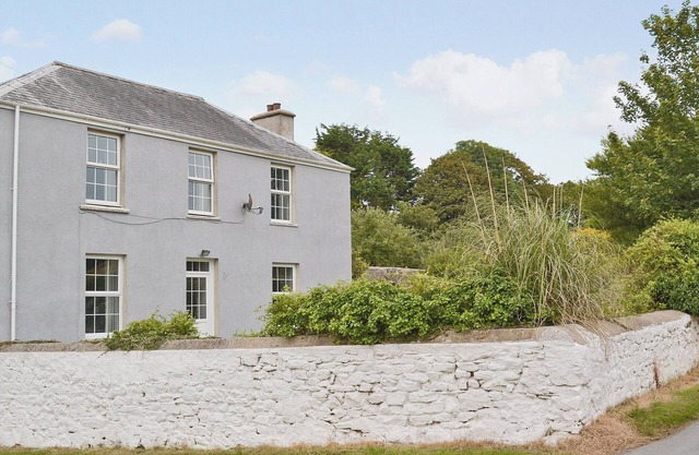5 bedroom accommodation in Milton, near Tenby