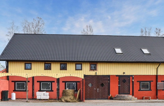5 bedroom accommodation in Brokind