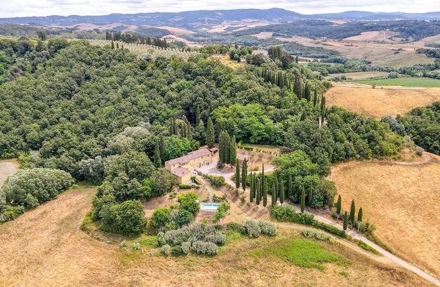 5 bedroom amazing home in Peccioli (PI)