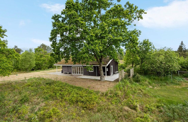 5 bedroom awesome home in Grenaa