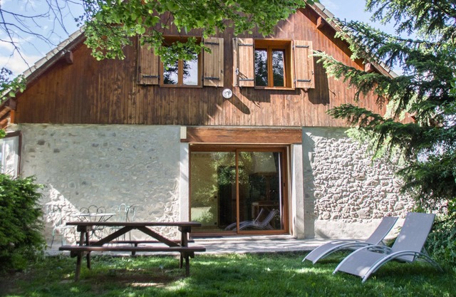5 bedroom chalet in a natural setting in Chabottes, Ecrins National Park