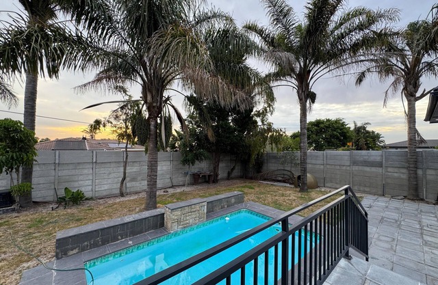 5-bedroom Home in Cape Town near Haazendal Wine Estate