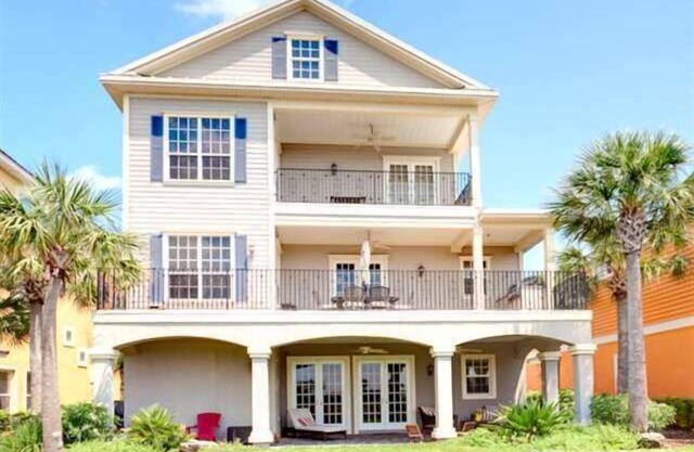 5 Bedroom Luxury Gated Ocean View Home with Amenities