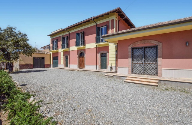 5 bedroom nice home in Bovalino