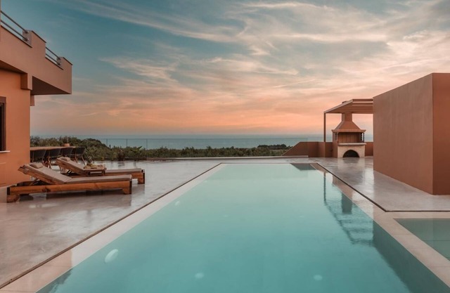 5 Bedroom Sea View Villa