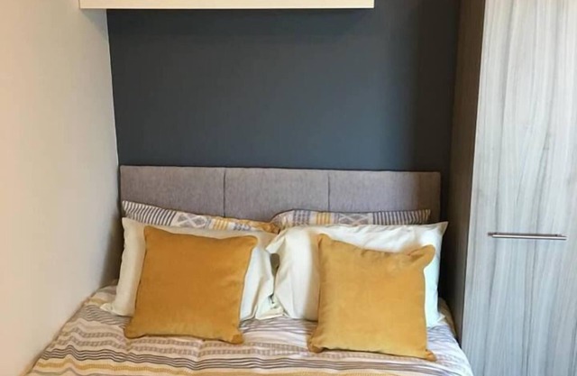 5 Bedroom Townhouse @ Allen Street Stoke