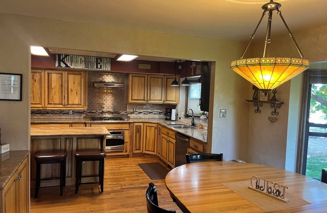 5-bedroom vacation home Mead,Co./Easily access I-25 DenverBoulderFtCollinsEstes