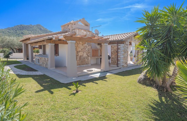 5 Bedroom Villa in Castiadas