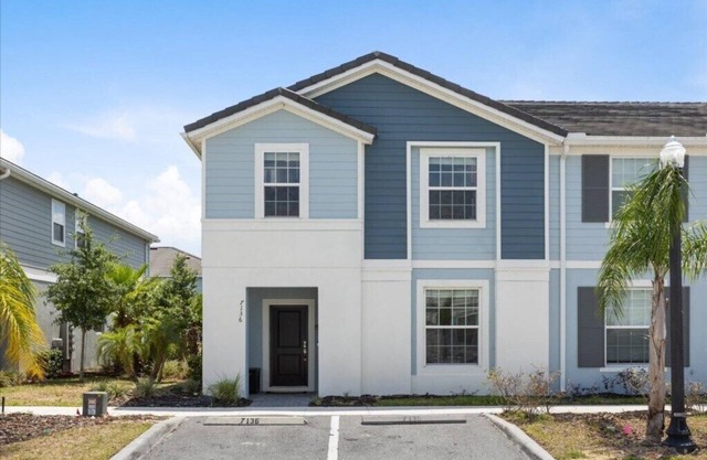 5 Bedrooms/4.5 Bathrooms/Solterra (7136 OL)