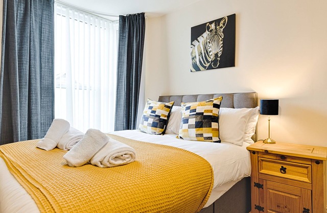5 Bedrooms 4 Double rooms Smart Tv's in all rooms