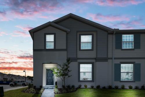 5 Bedrooms 45 Bathrooms Windsor Island 602 Jl