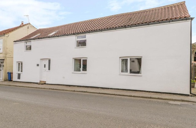 5 Cliff Lane