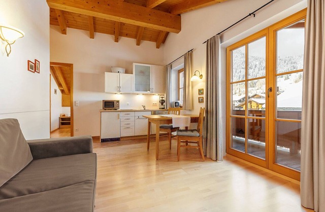 (5) Hausberg - 2-Zimmer Familien-Appartement ca. 45qm, 1-4 Personen, Extra-Schlafzimmer, Küchenzeile, Balkon