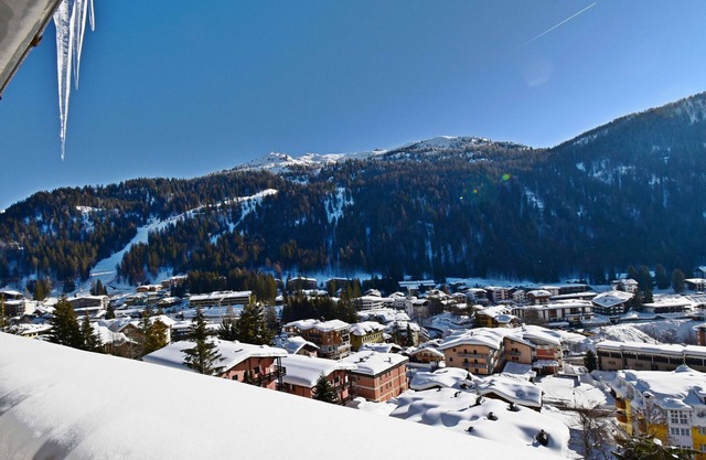 5 LAGHI APARTMENT MhD