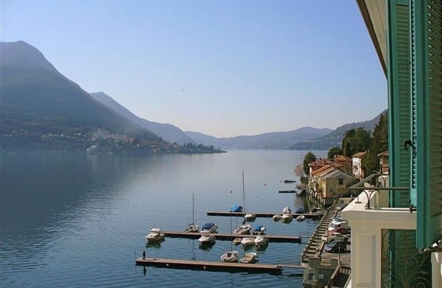5 Lakefront Balconies on Lake Como-Waterviews from Every Room!