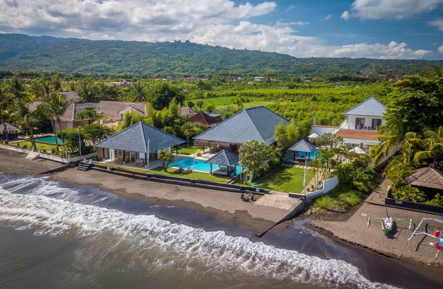 5 Lovina Beach Villa 20p, for big Groups! Yoga and Meditation!
