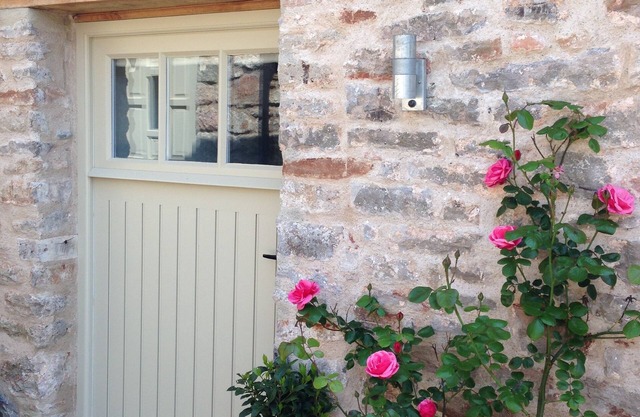 5*Luxury Coach House, nr Wells. Peaceful idyllic village. Walk to fab nearby pub