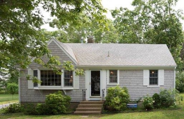 5-min Walk to Beach - Classic Cape Cottage w/Outdoor Shower and Back Deck