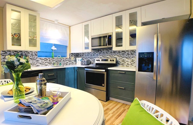 5 mins from Casino/Skiing/Shopping | Pet-Friendly | Free Wi-Fi | Sleeps 10