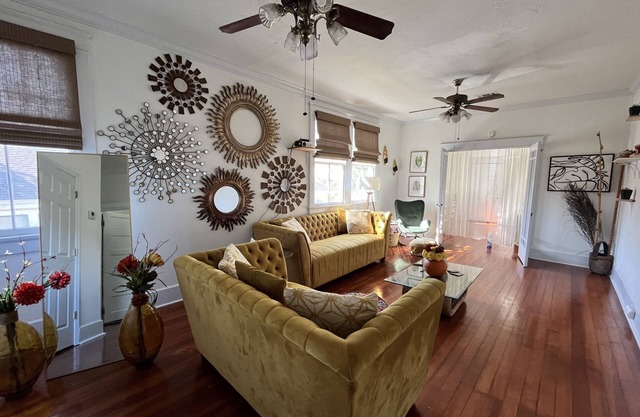 5 mins from French Quarters & Downtown New Orleans. Safe, Private & Quite living