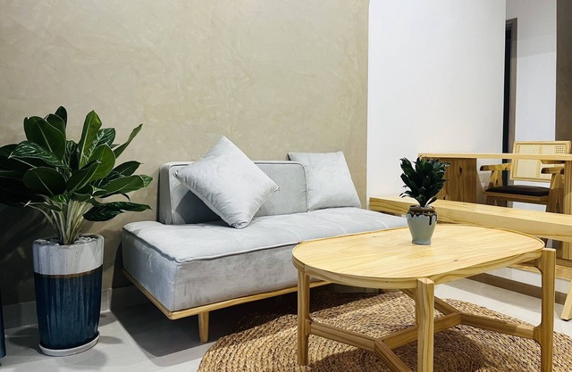 5 minutes to the city centre! An homestay with pool and gym room