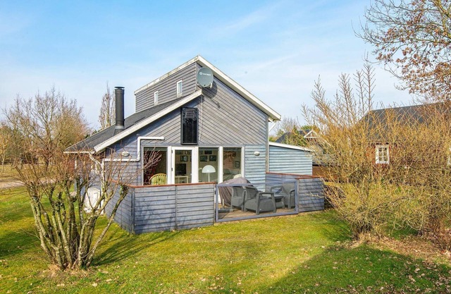 5 person holiday home in Hovborg